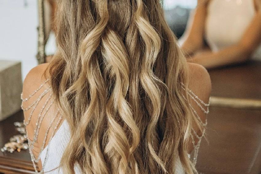 Pearl wedding hair comb