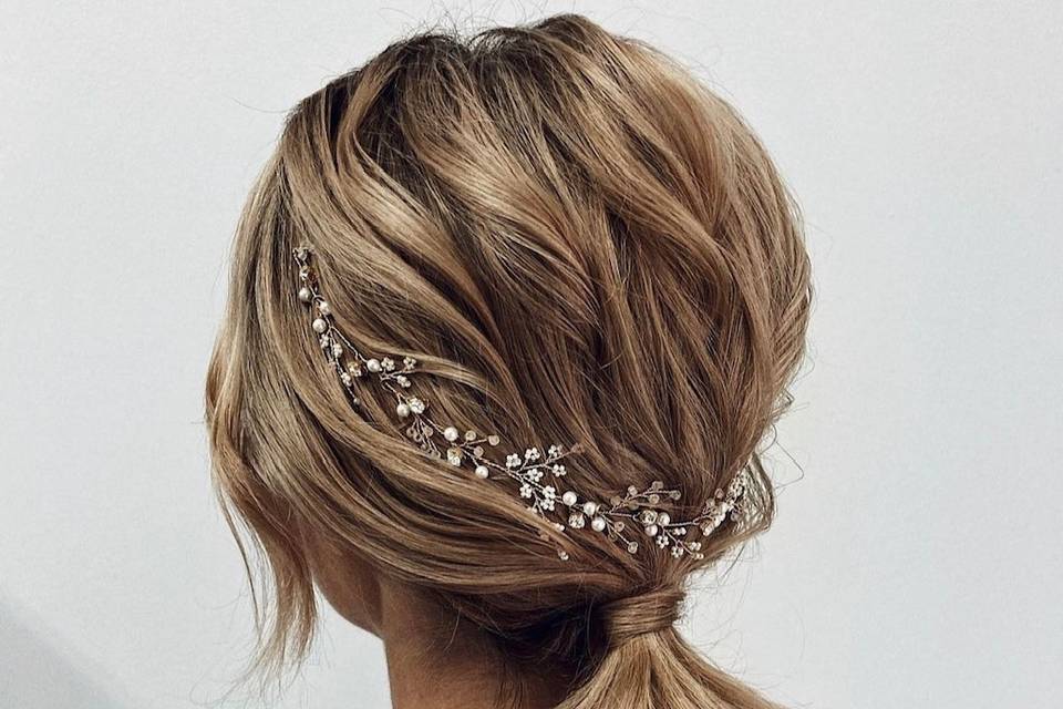 Baby's breath hair vine