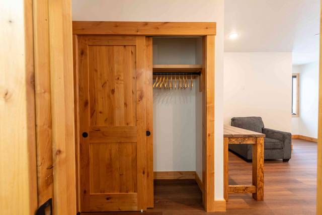 Double Queen Suite closet