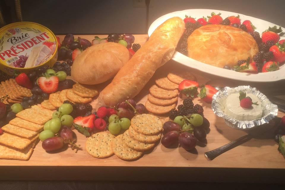 Baked Brie & Cheese Display