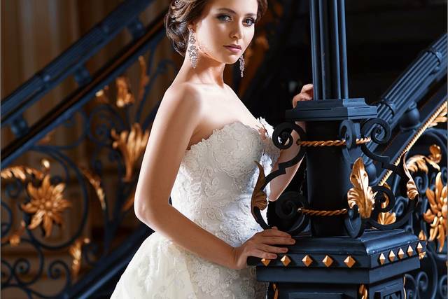 45 Fantasy Wedding Dresses That Will Make Your Heart Stop | Fantasy wedding  dresses, Wedding dresses lace, Bridal gowns