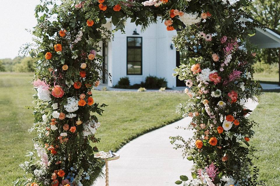 Bloom 47 - Aventi Photo
