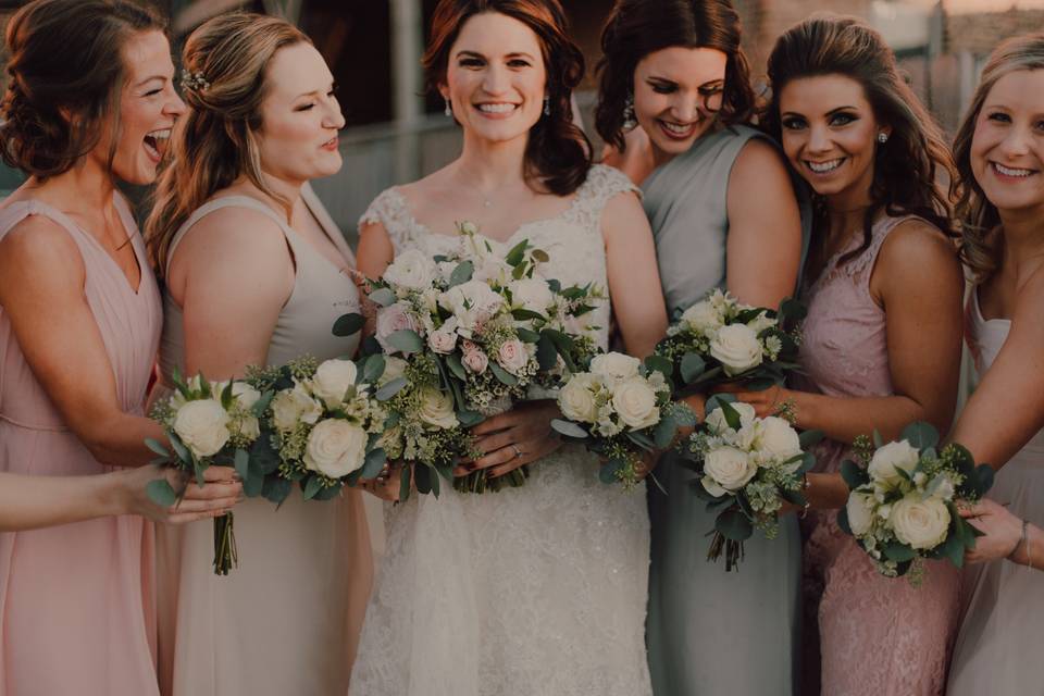 Cream and blush bouquets