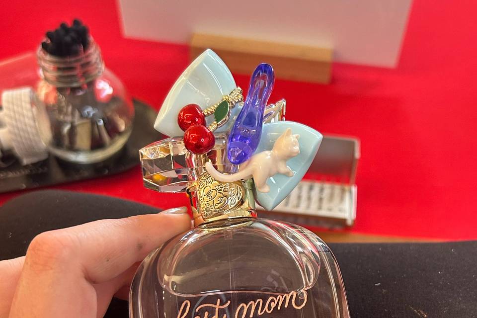 Fragrance Engraving