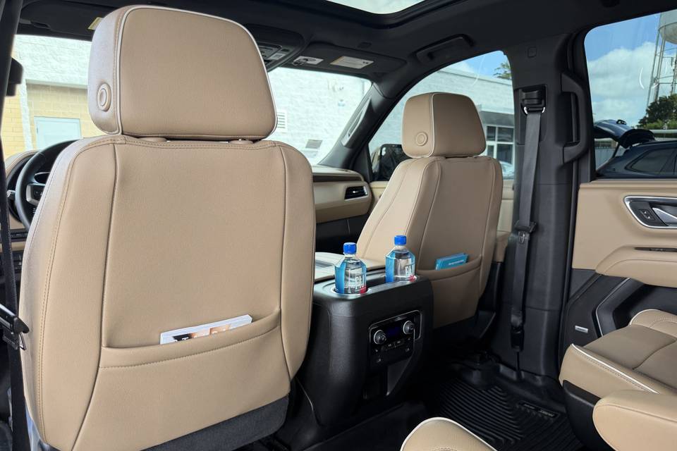 Getaway SUV Interior(Suburban)