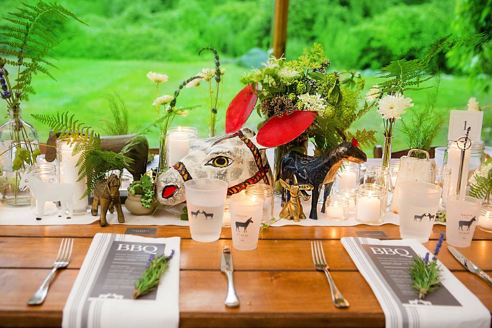 Donkey Chic Tablescape