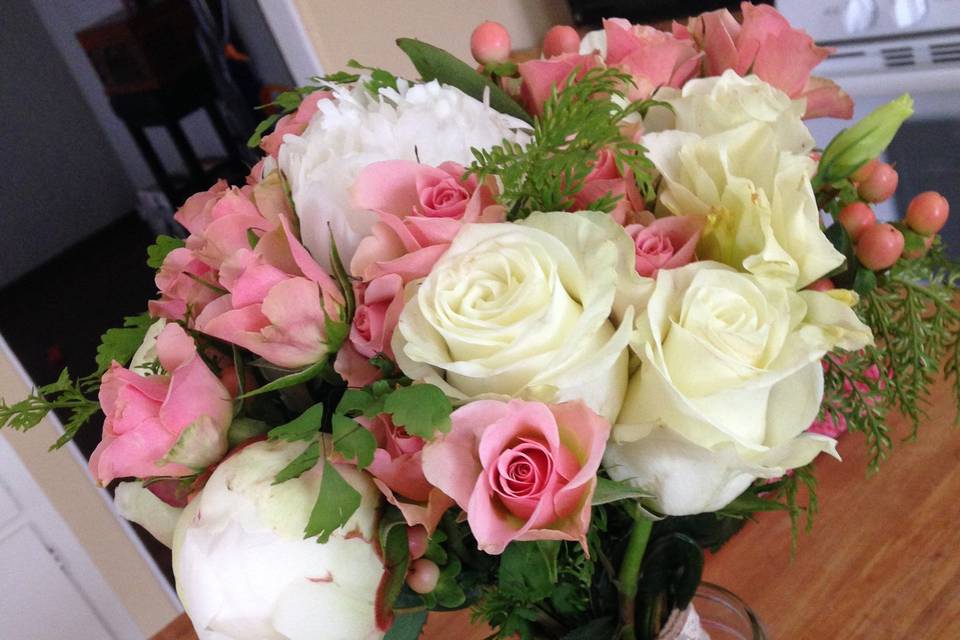 Bybee's Flowers & Events