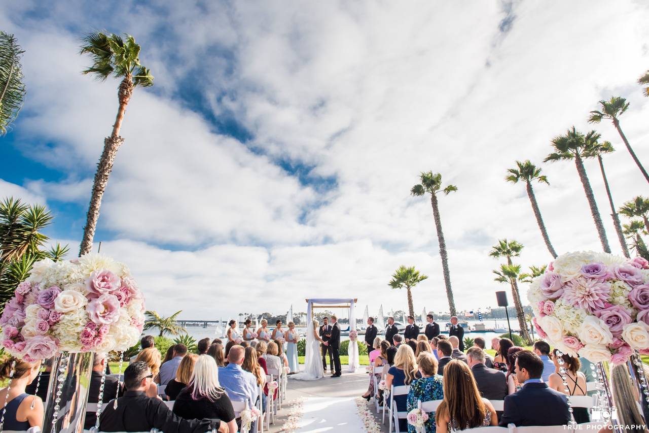 paradise point resort wedding