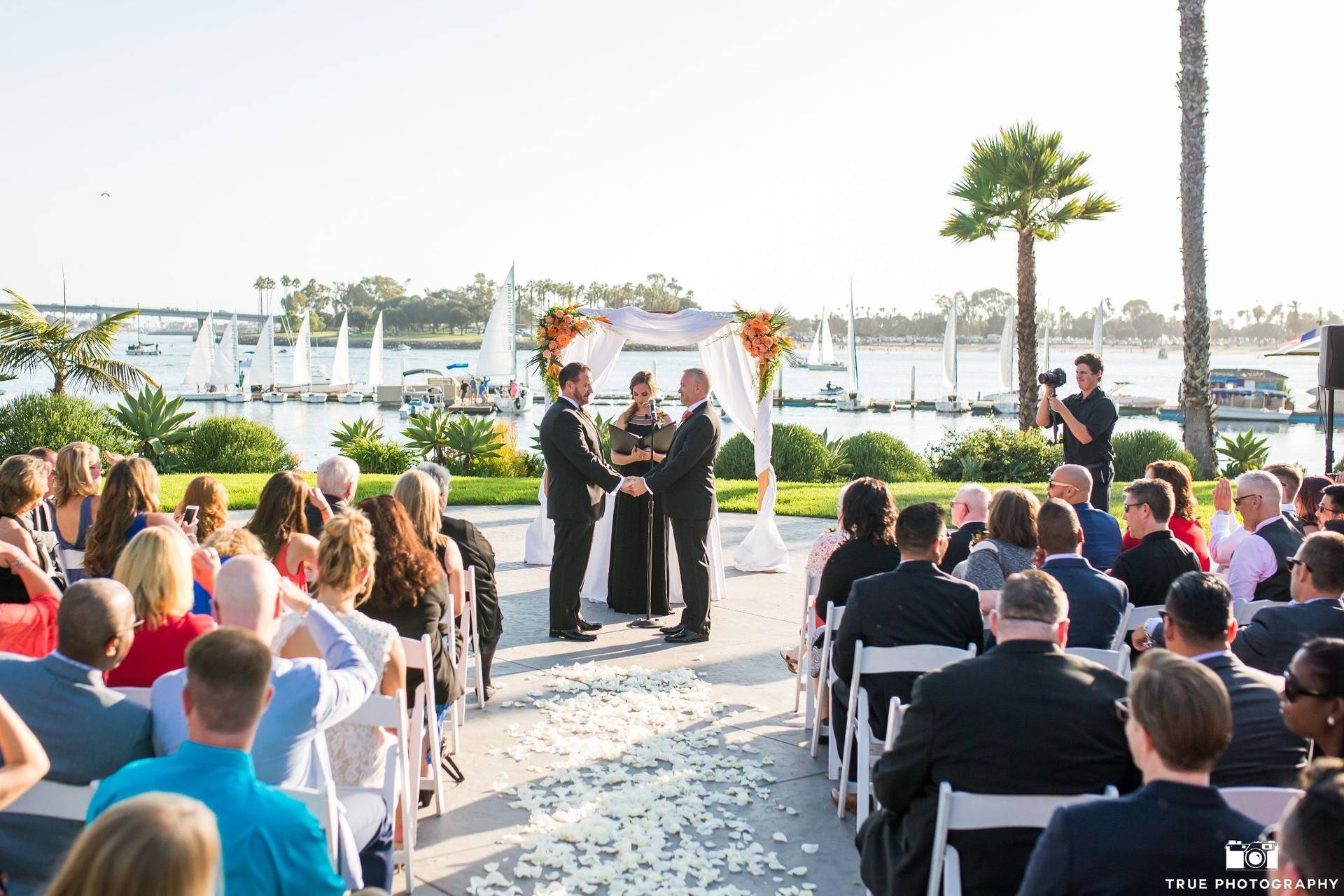 paradise point resort wedding