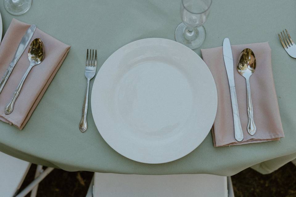 Table Arrangement