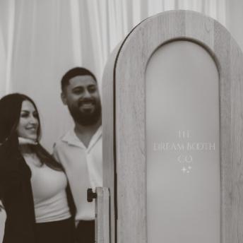 Kevin &amp; Melissa Flores