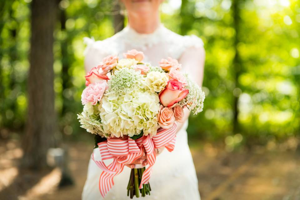 Bride, bouquet