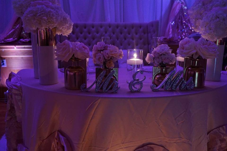 Floral decor for the head table