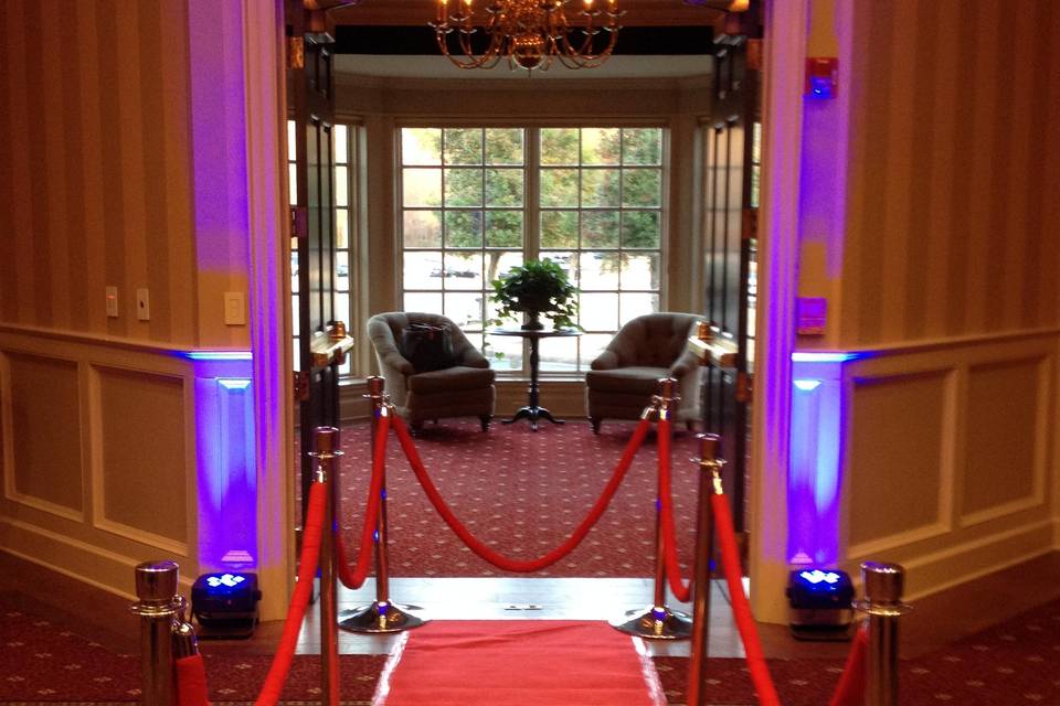 Uplights, Red Carpet/Stanchion