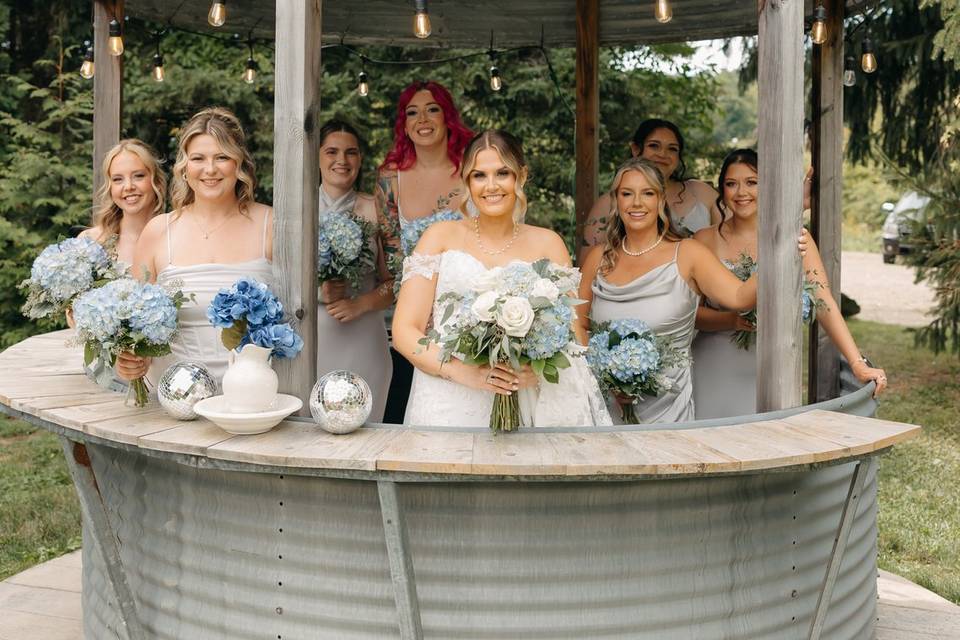 Outdoor silo bar