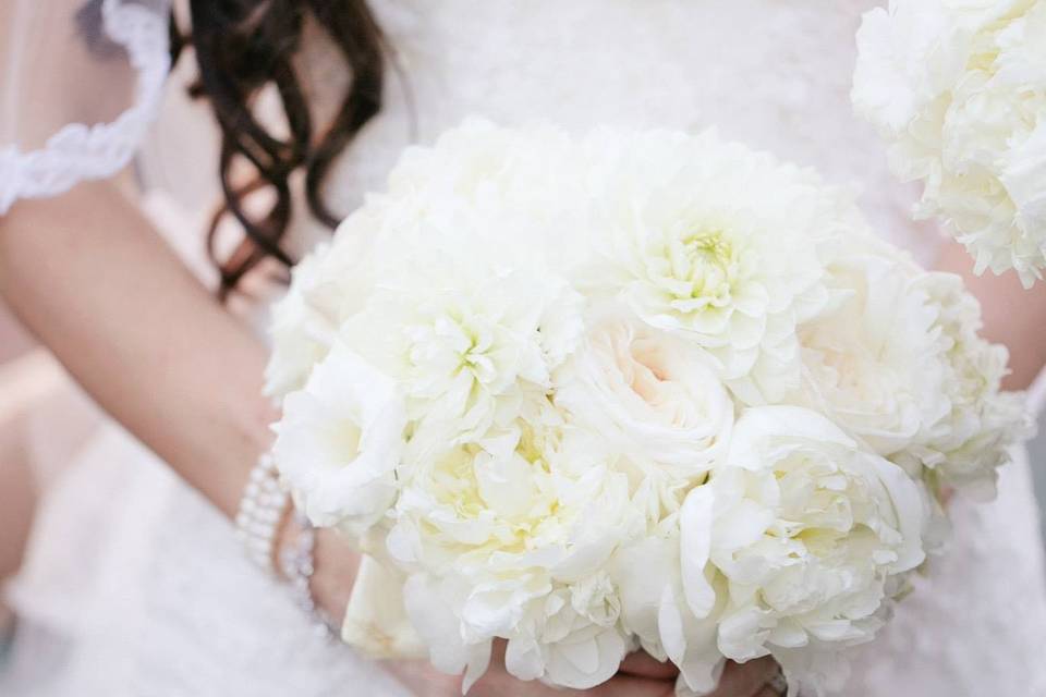 The bride holding her bouquet