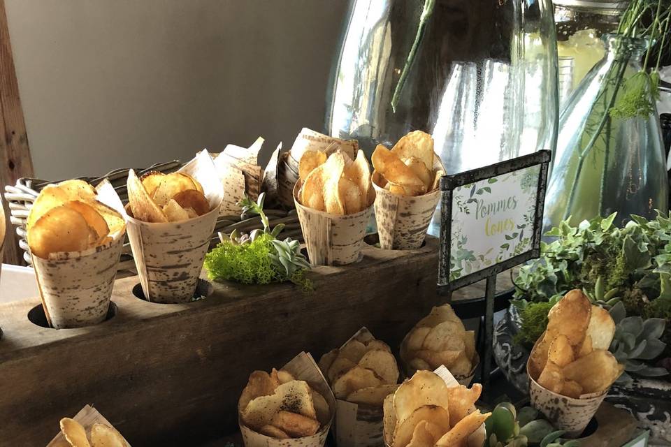 Botanical Lemonade Stand