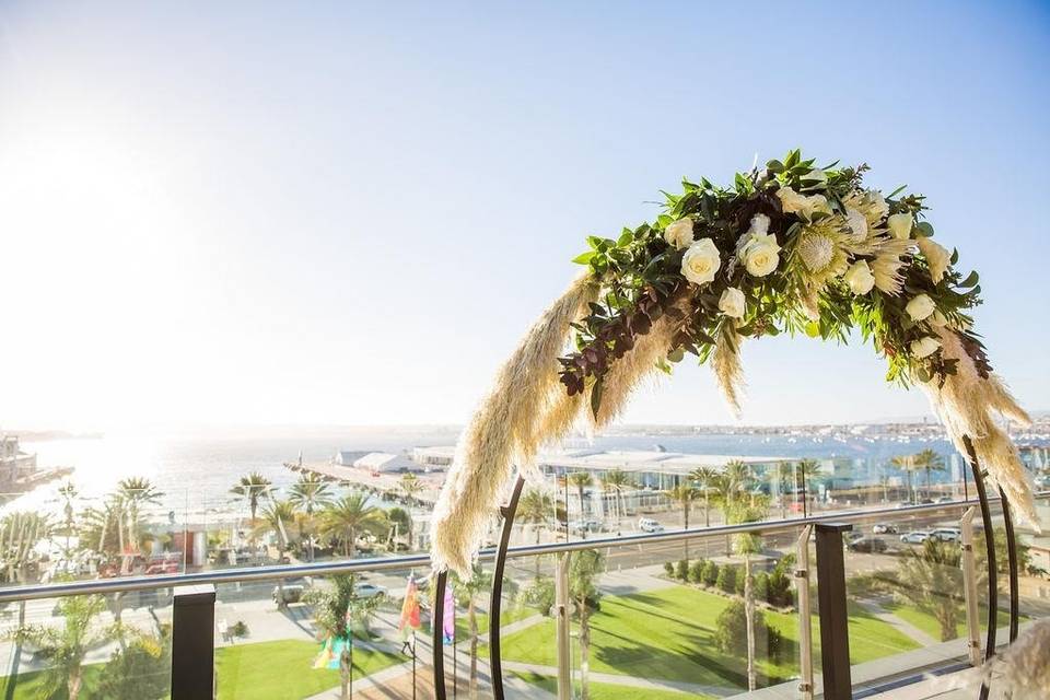 Circle Wedding Arch