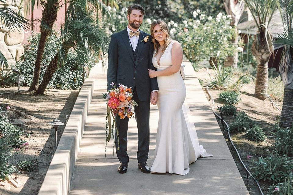 Scenic Backdrop for Couples