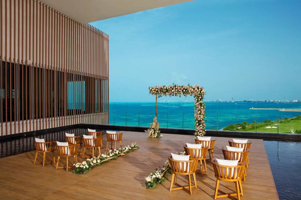 Dreams Vista Cancún Golf & Spa Resort