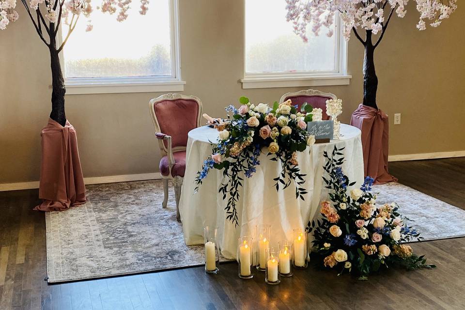 Sweetheart Table