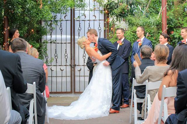 Wedding at the Avant Garden