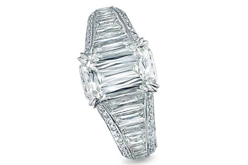 Christopher Designs
Platinum With A 3.17 Carat J If Crisscut Center, Crisscut Sides Totaling 2.15 Carats I Si-1, And Pave Set Diamonds Totaling 0.21 Carats I Si-1.
Item #: 025376