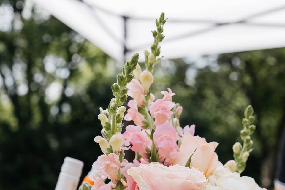 Centerpiece peach wedding