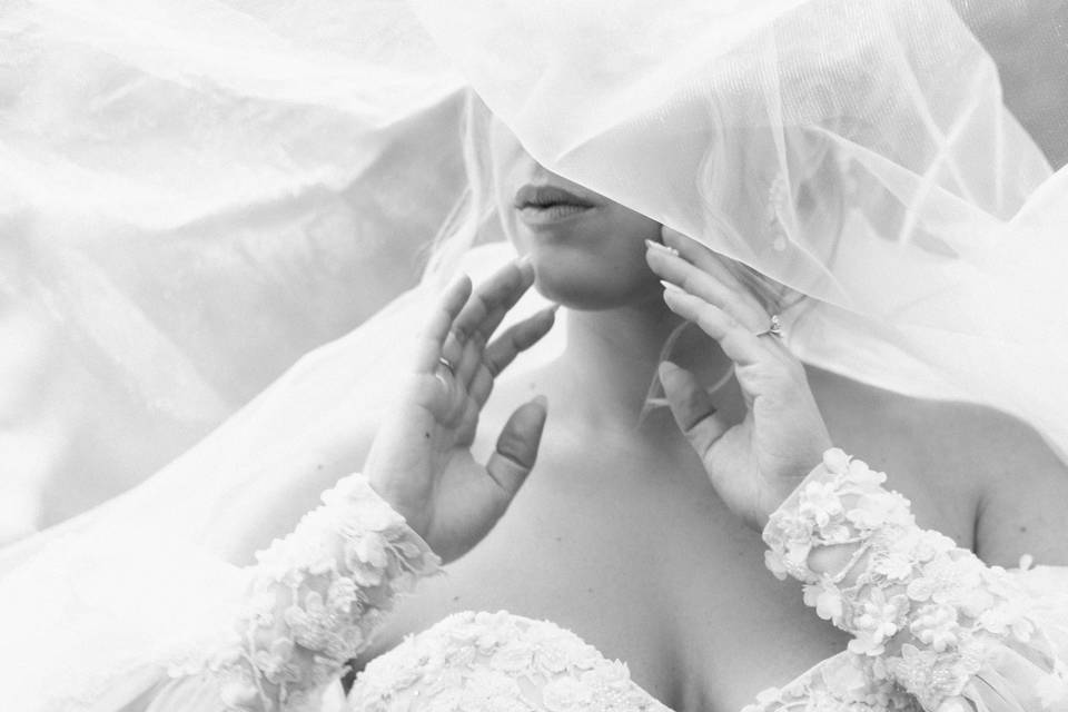 Iconic bride