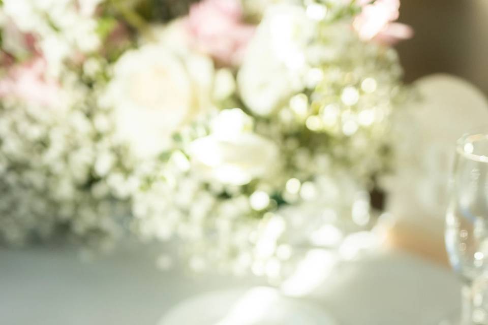 Sweetheart table set-up
