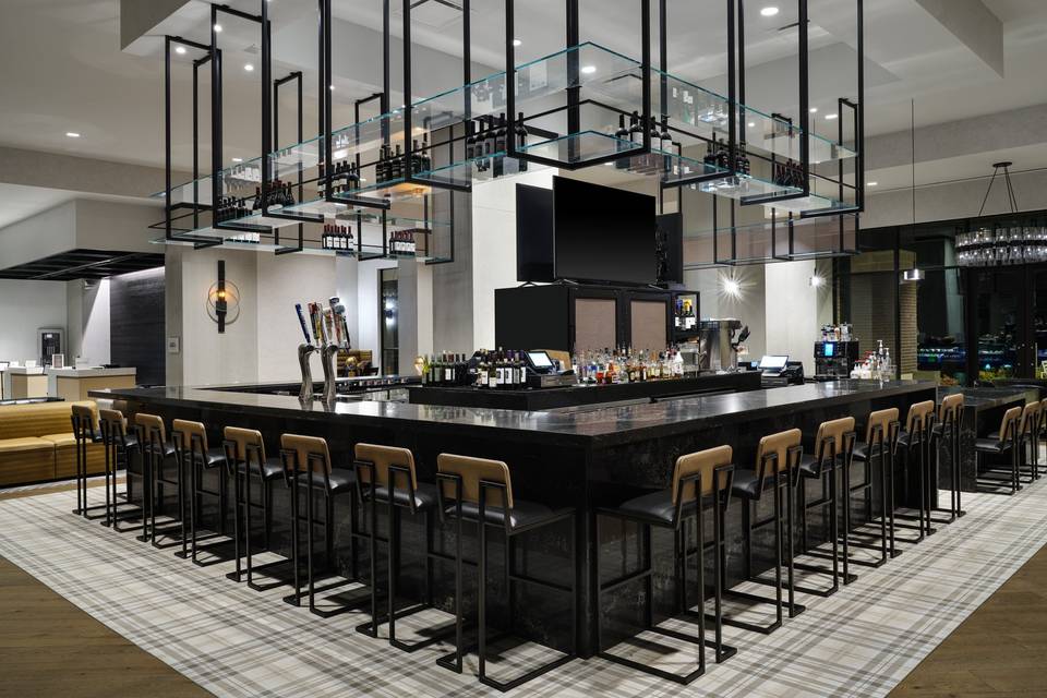 Twin's Lobby Bar