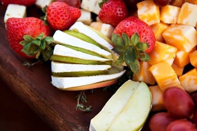 Fresh Fruit Tray - Wedding Packet - Sharko's Catering