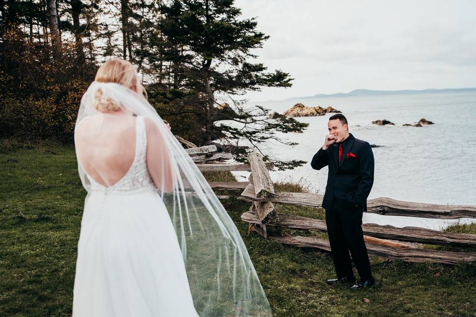 First look with Groom