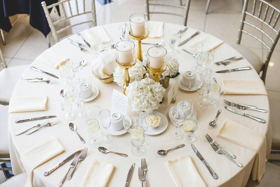 🥂Stylish tablescapes!