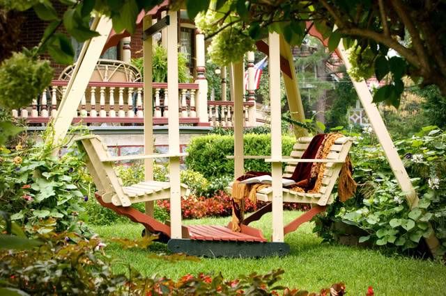 The Empress | Garden