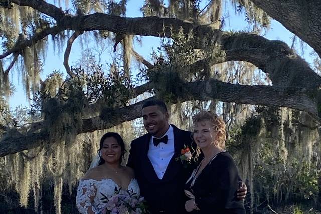 Designs by A&M LLC