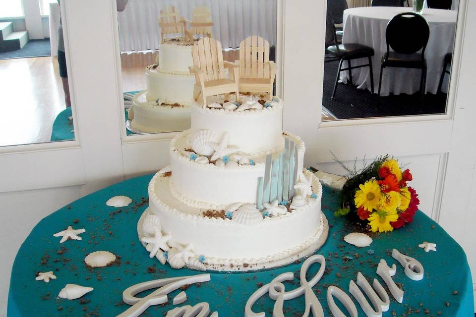 Beach wedding cake