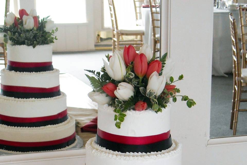 Formal Red wedding cake