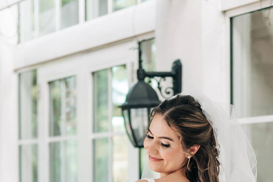 Bridal hair and makeup