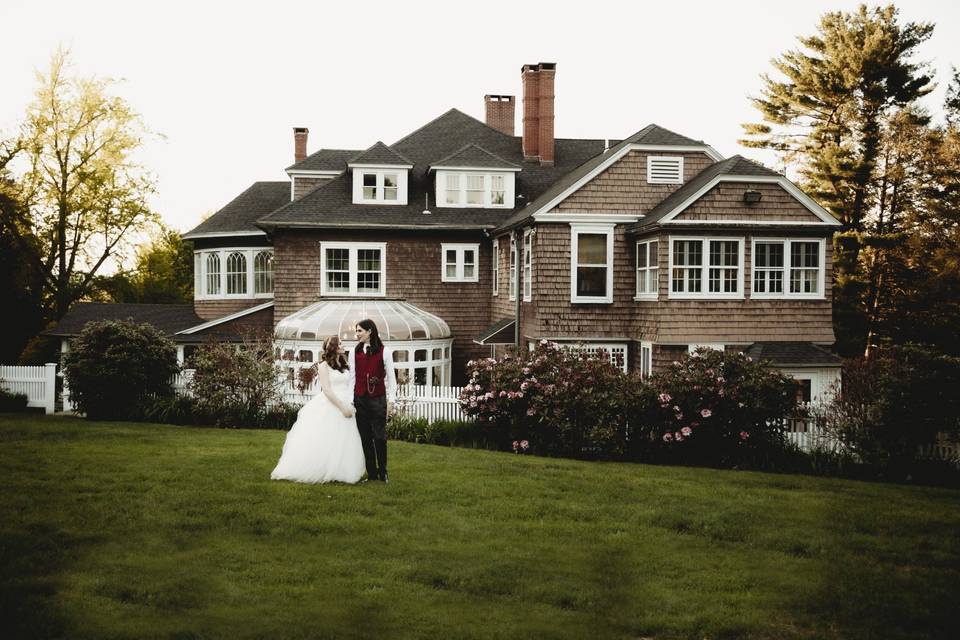 Gazebo Wedding ©MichelleIljazi