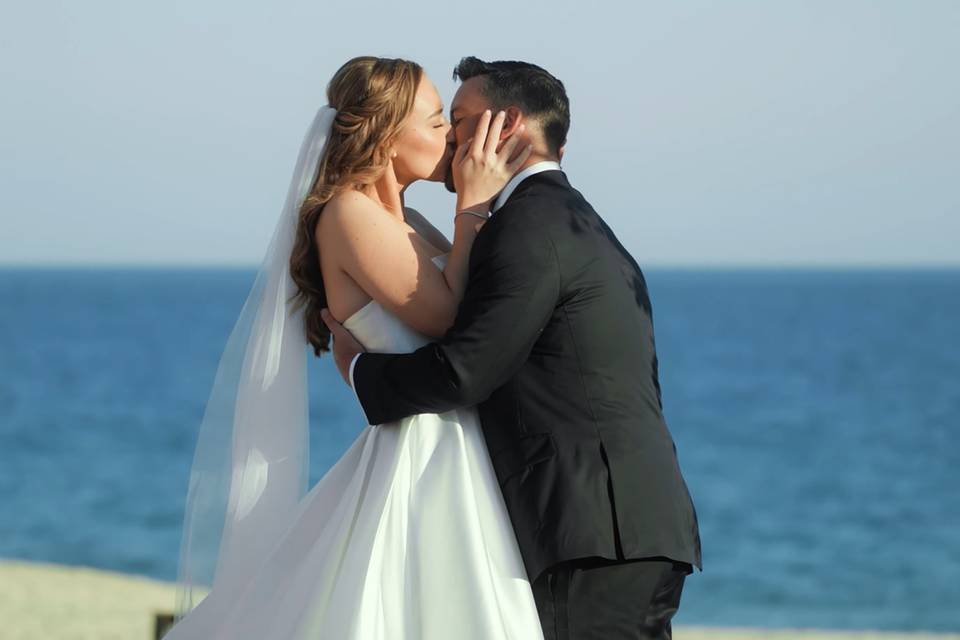 Romance beach wedding portrait