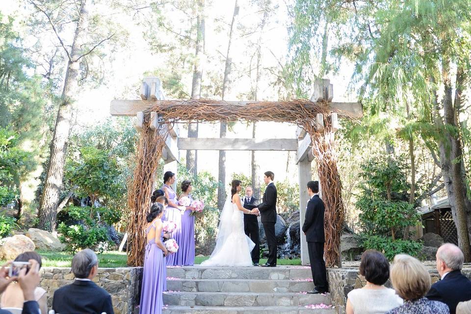 Shimmery, sparkly and drenched in warm candle light describes the absolutely charming and playful celebration of Liz and Austin!  We loved being a part of their dreamy wedding, captured beautifully by Alders Photography at Calamigos Ranch in Malibu!