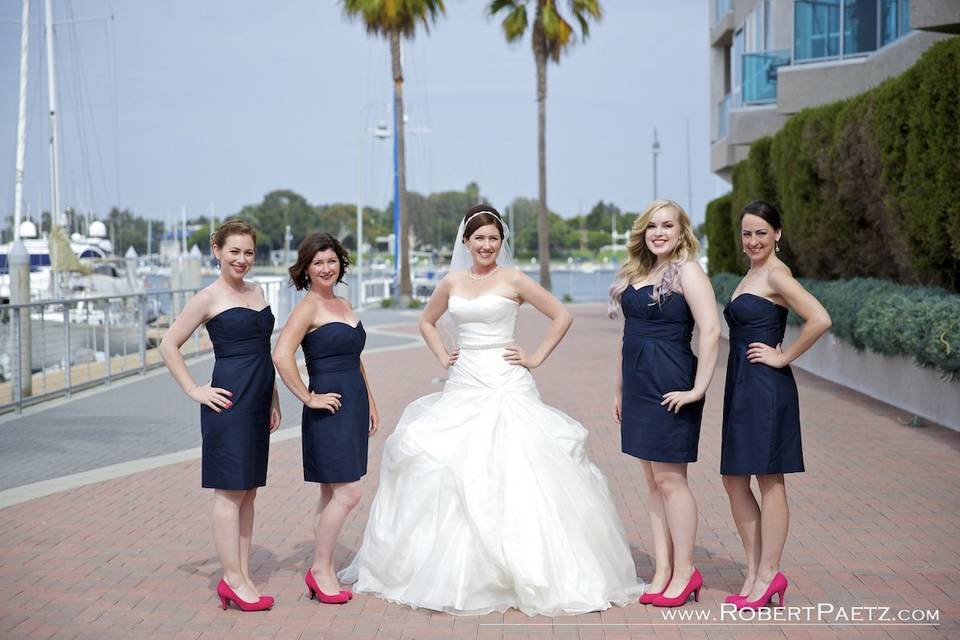 It was such a joy to be a part of Heidi and Kevin's wedding at California Yacht Club in Marina Del Rey! Heidi's choices were spot on, with a truly beautiful Nautical wedding Theme, mixing in bold pops of Pink. Big Thanks for the stunning work of Robert Paetz Photography!!