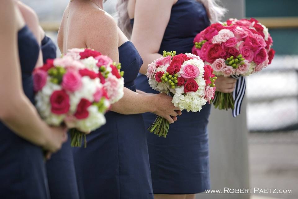 It was such a joy to be a part of Heidi and Kevin's wedding at California Yacht Club in Marina Del Rey! Heidi's choices were spot on, with a truly beautiful Nautical wedding Theme, mixing in bold pops of Pink. Big Thanks for the stunning work of Robert Paetz Photography!!