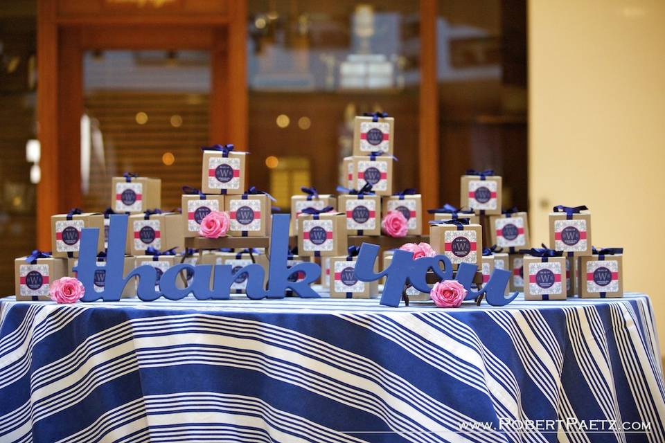 It was such a joy to be a part of Heidi and Kevin's wedding at California Yacht Club in Marina Del Rey! Heidi's choices were spot on, with a truly beautiful Nautical wedding Theme, mixing in bold pops of Pink. Big Thanks for the stunning work of Robert Paetz Photography!!