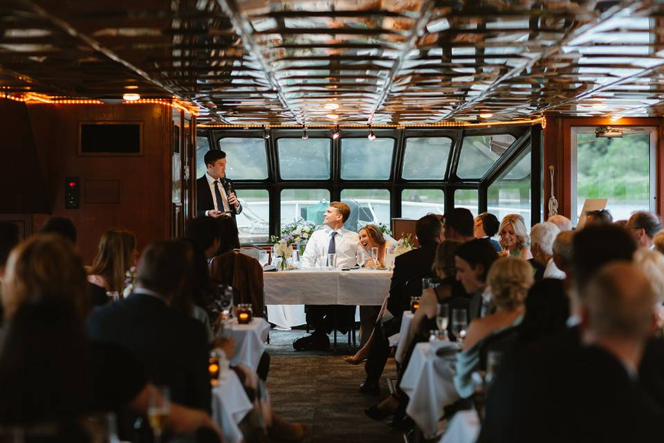 Wedding On The Willamette Star