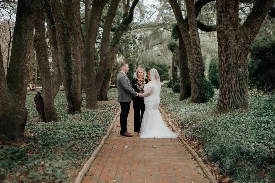 R&J -  beautiful couple!