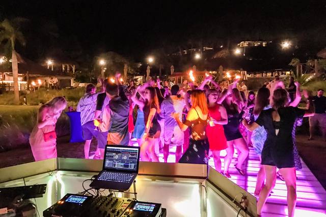 DJ Ciro Costa Rica Wedding DJ View 4 Reviews and 17 Pictures