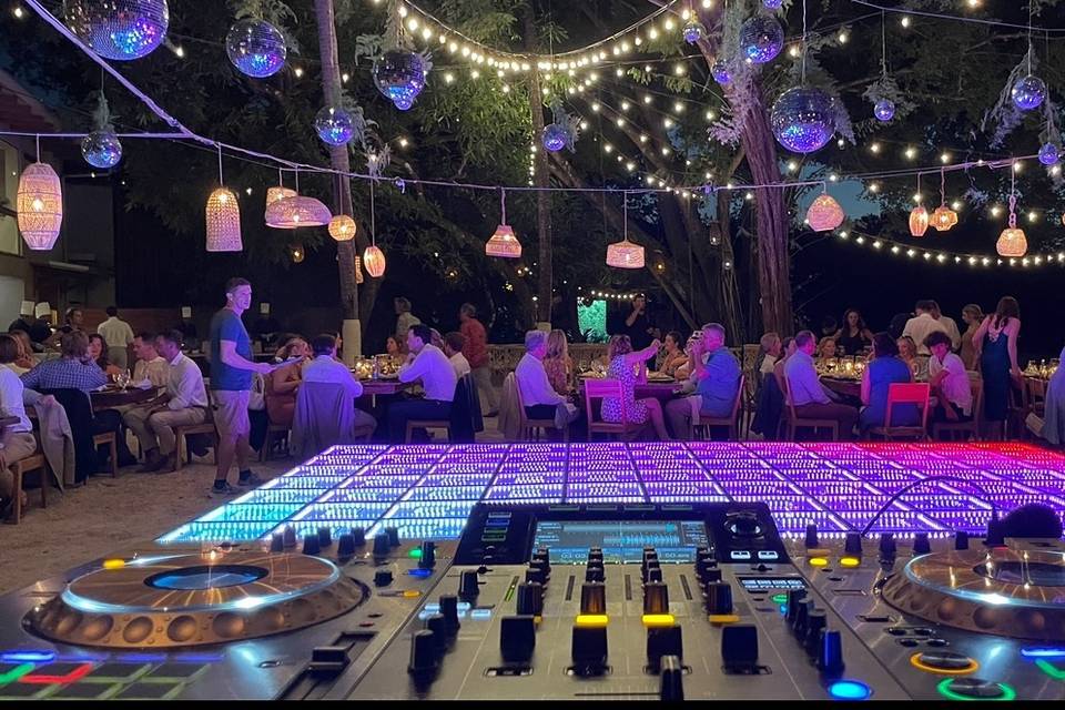 DJ Ciro Costa Rica