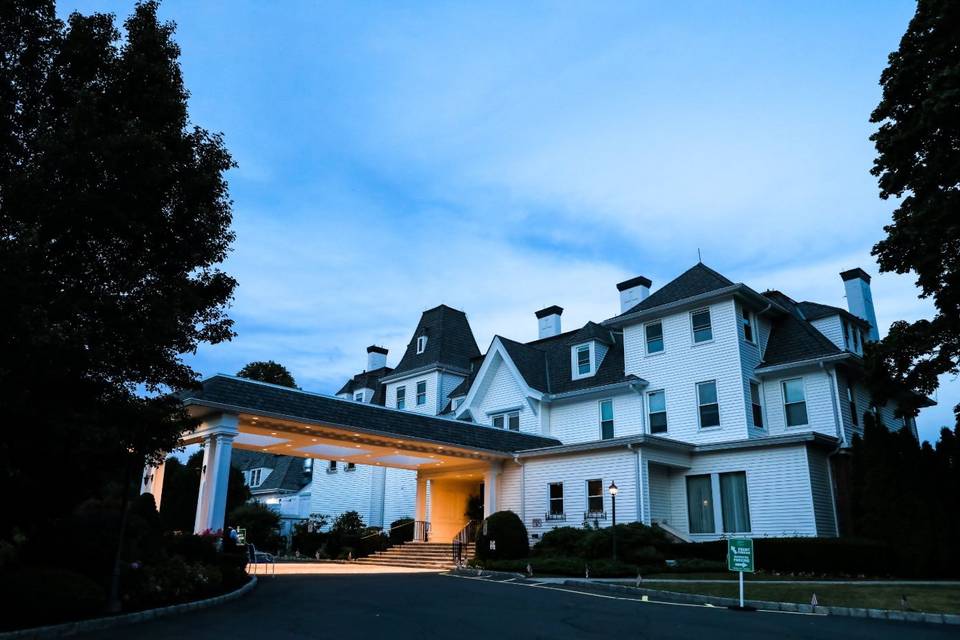 The Davenport Mansion on the Sound